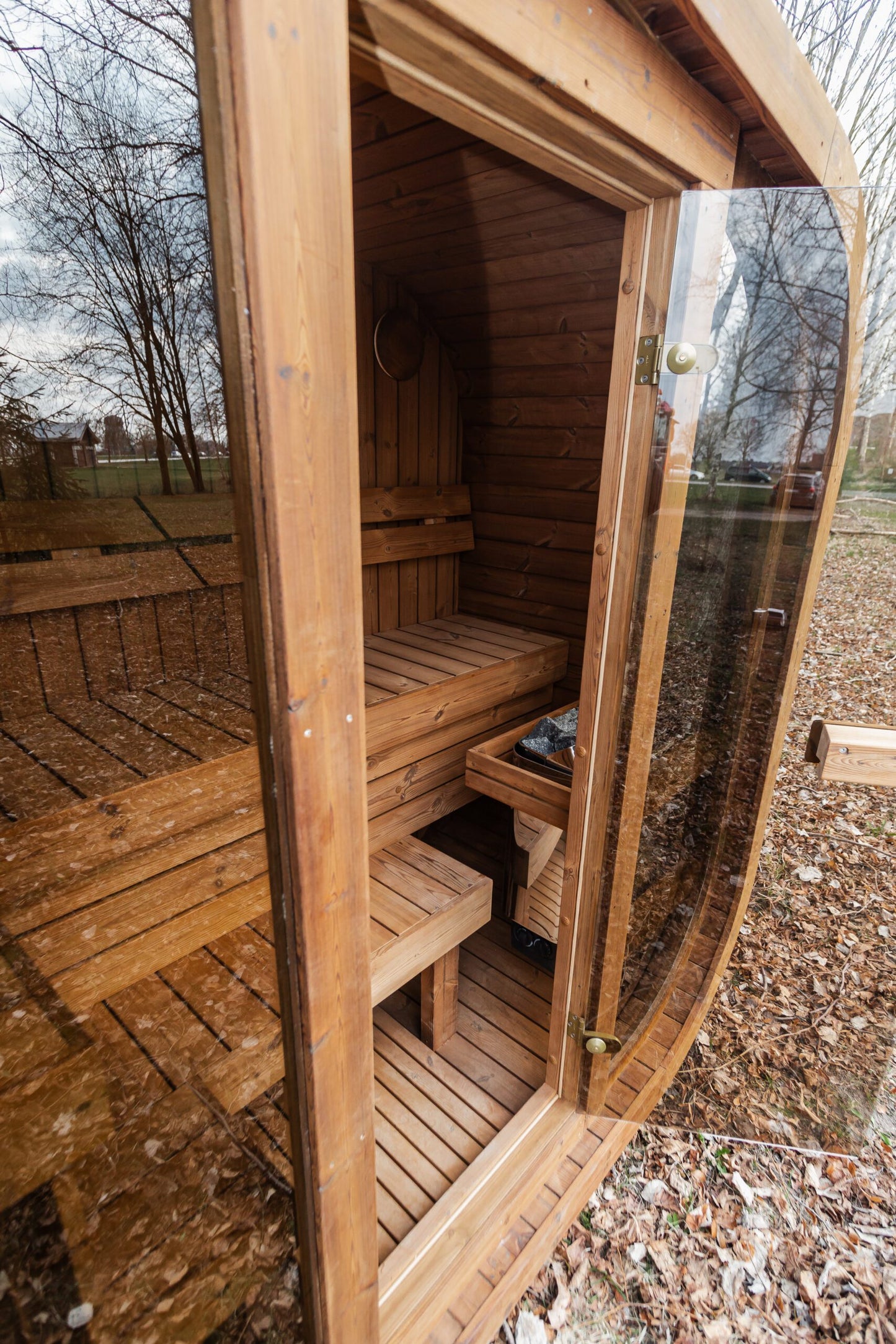 Handgefertigte Thermoholz-Sauna CUBE MINI DIY – 1,2 m