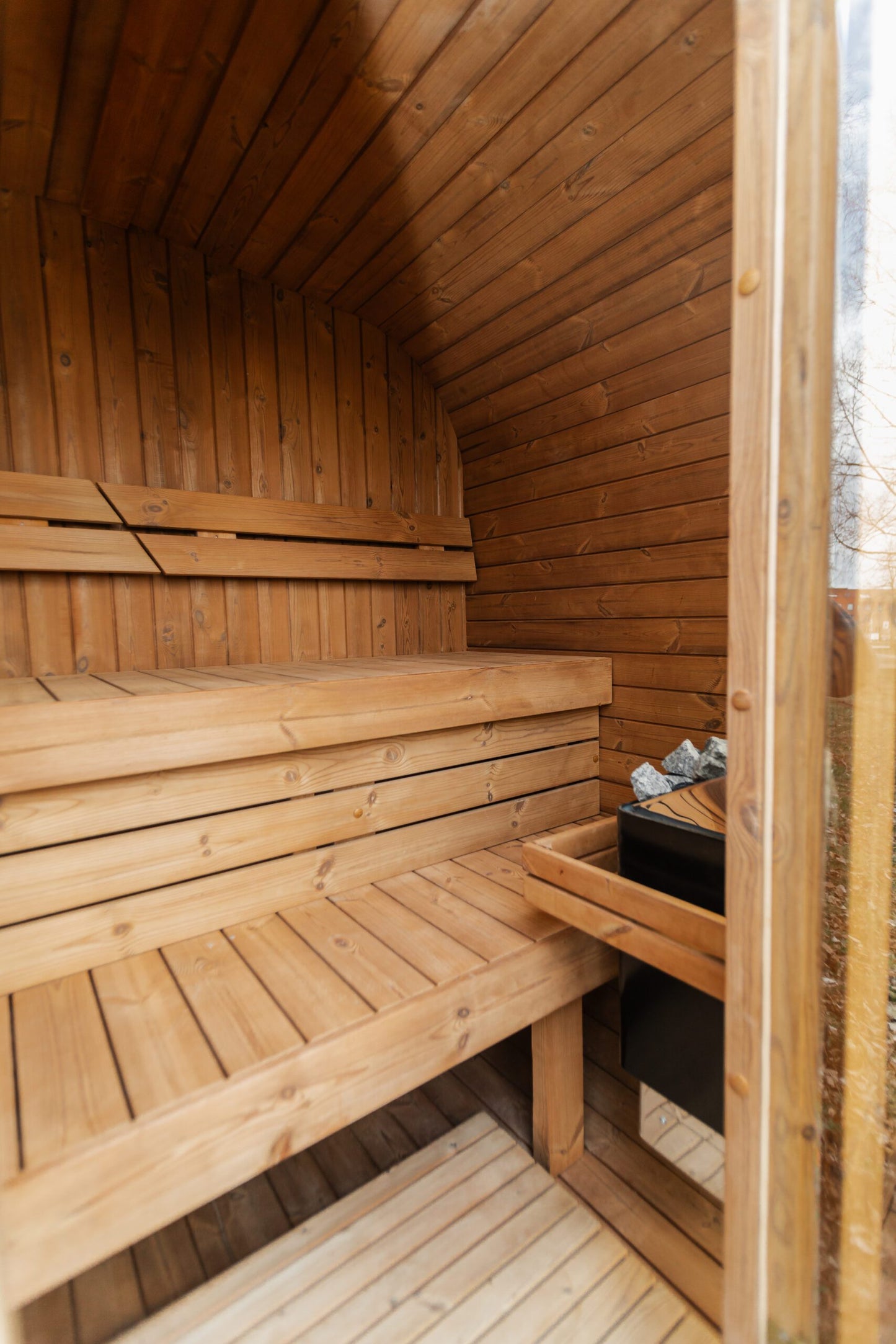 Handgefertigte Thermoholz-Sauna CUBE MINI DIY – 1,6 m