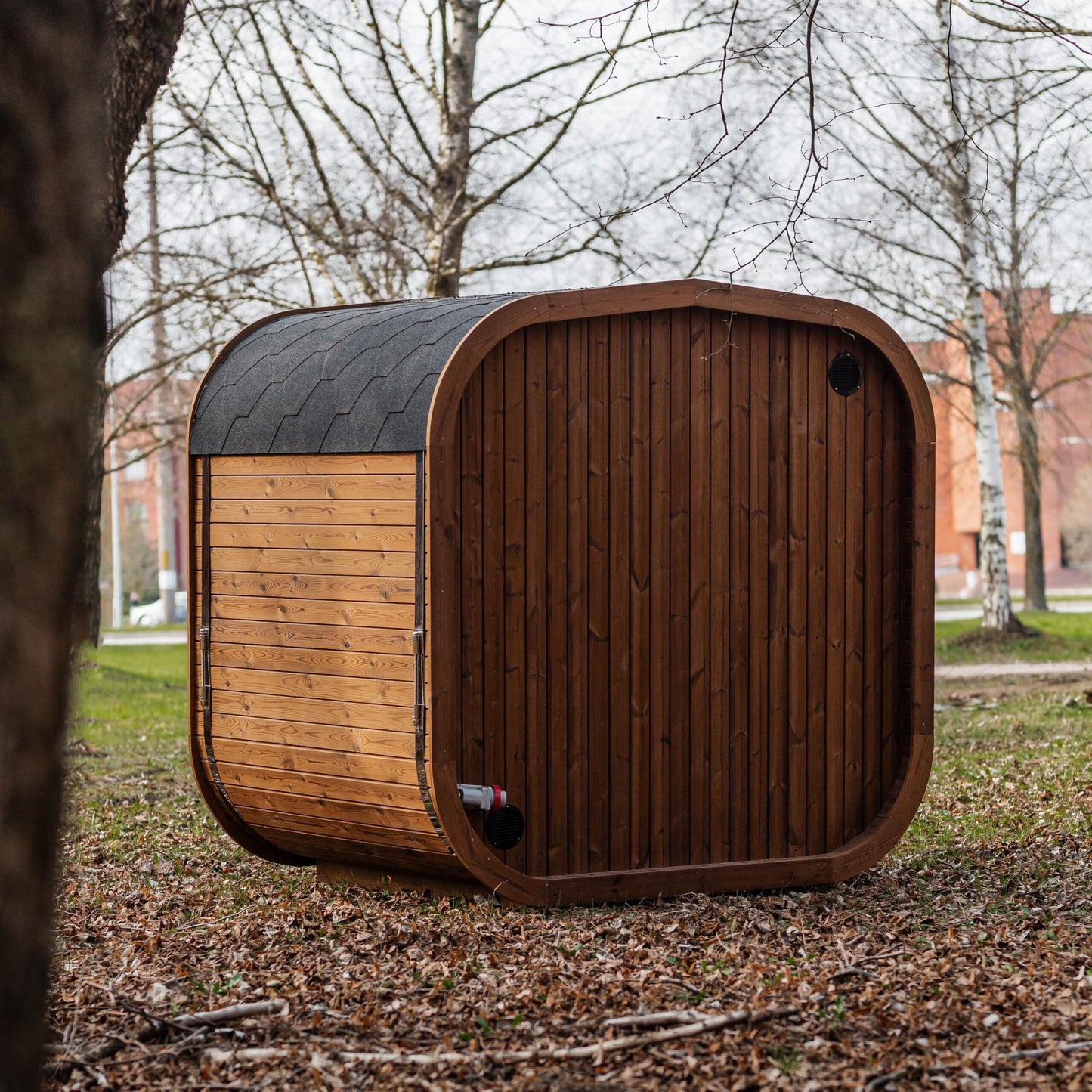 Handgefertigte Thermoholz-Sauna CUBE MINI DIY – 1,6 m