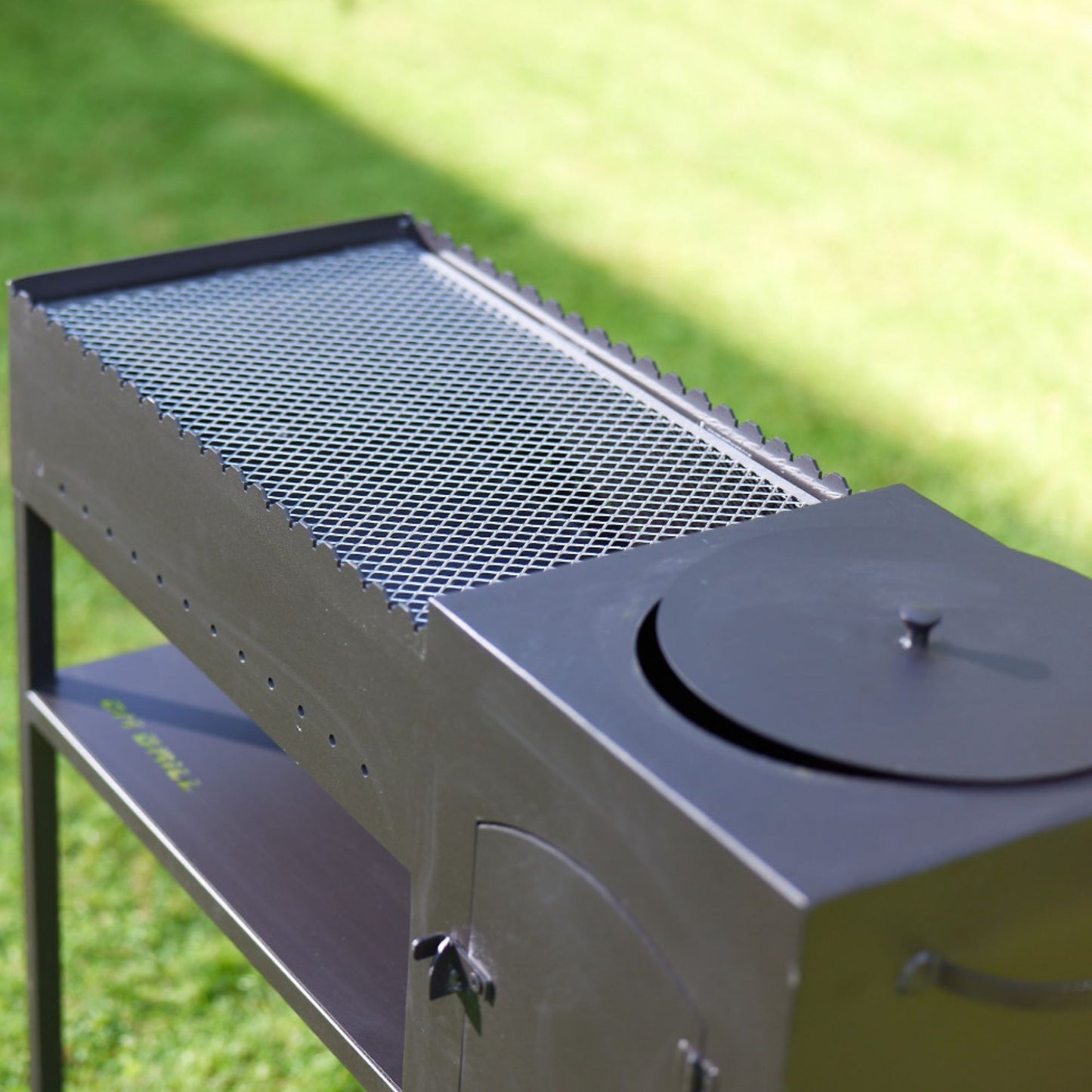 Mangal with Cauldron Oven GR008