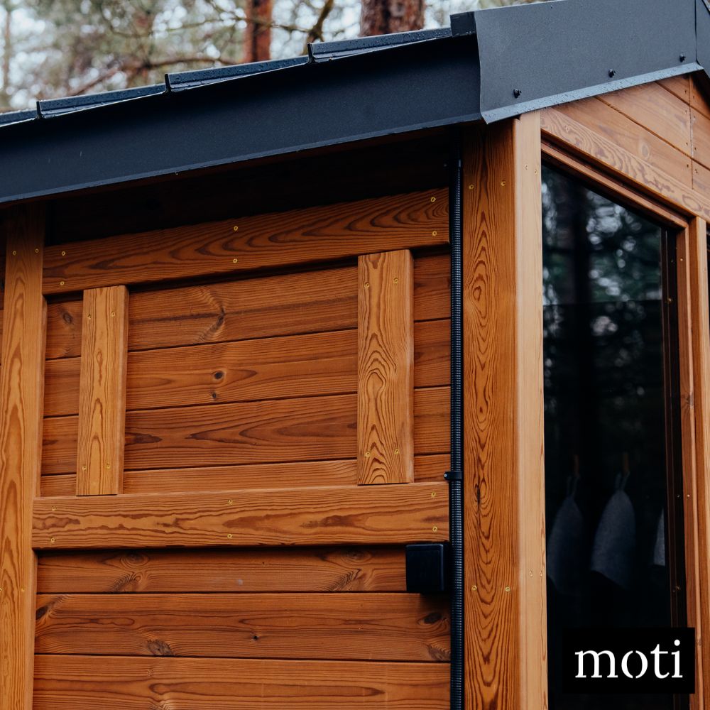 Traditional sauna kit with Thermowood cladding
