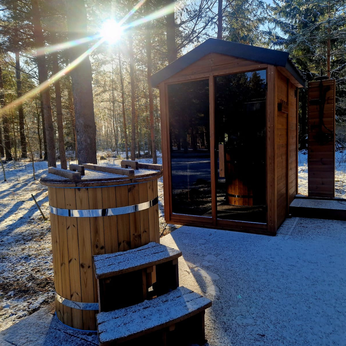 Traditional style outdoor sauna DIY kit Thermowood