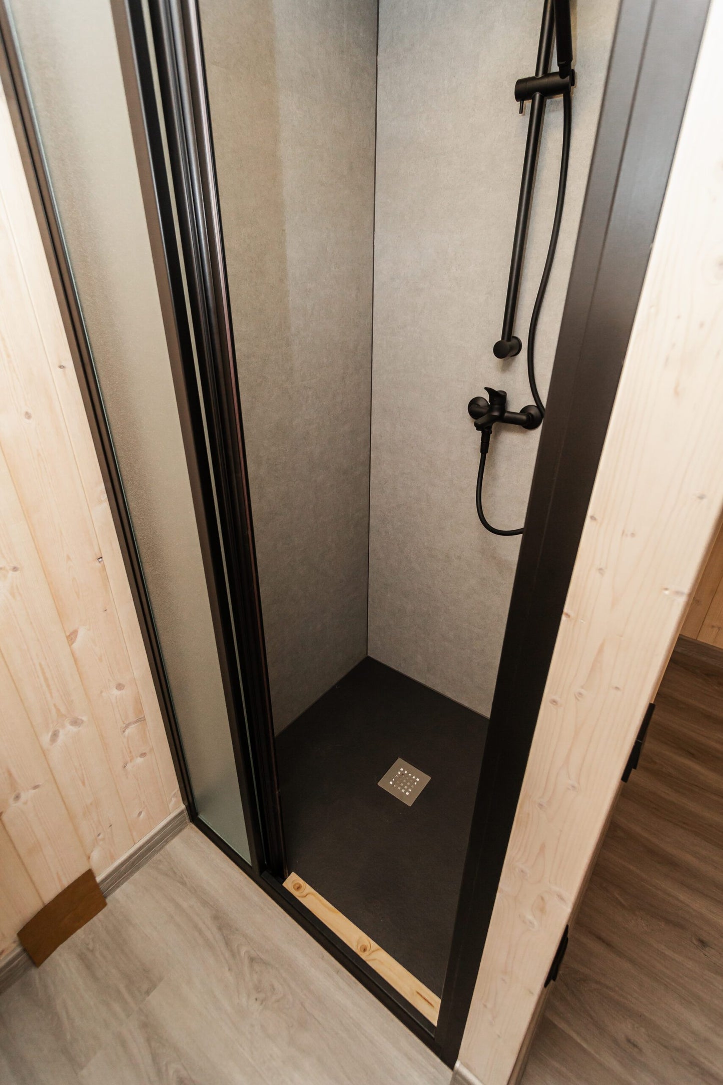 Luxus Thermoholz Modulsauna & Wellnesskabine