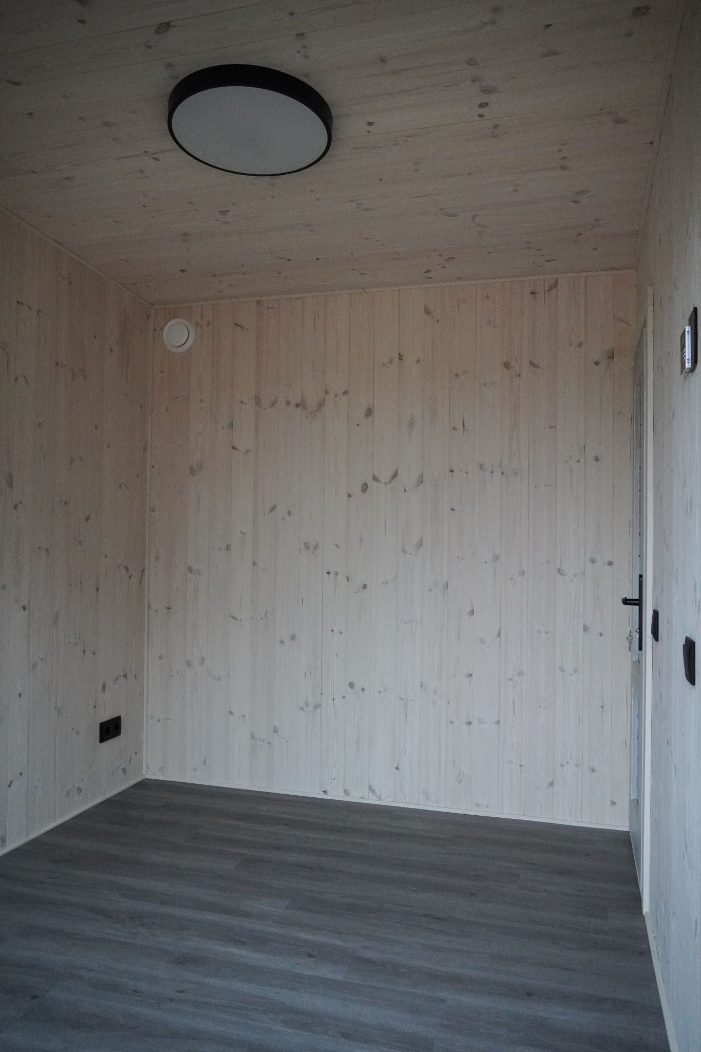 Deluxe Sauna 320×600