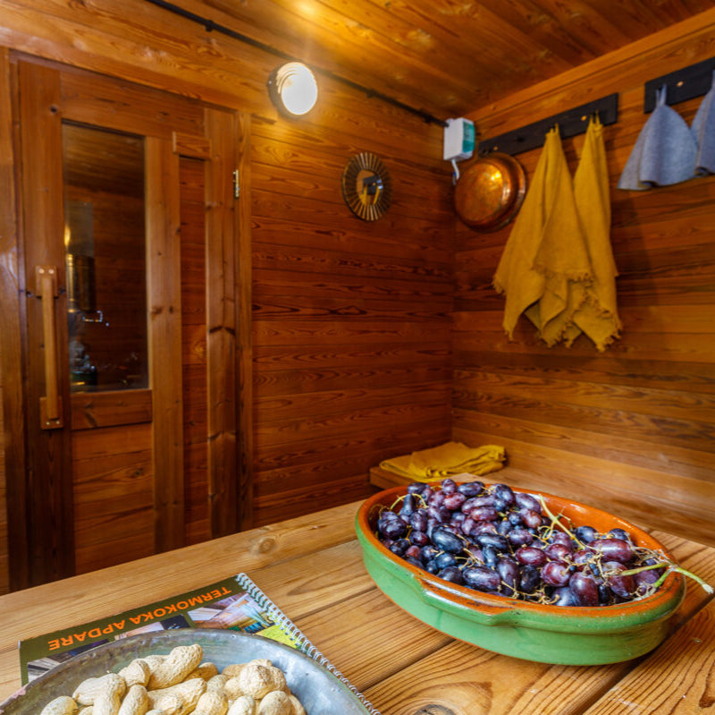 Handcrafted outdoor sauna made from Thermowood for 4 people
