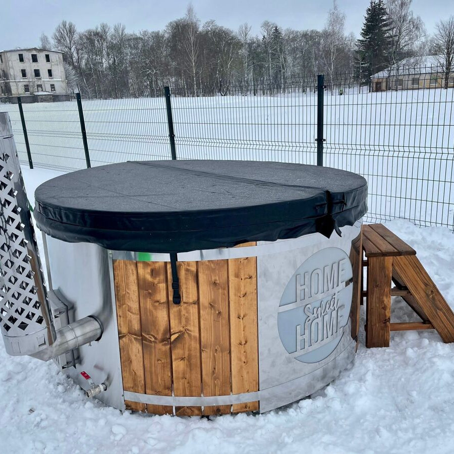 Whirlpool aus Fiberglas mit integriertem Ofen