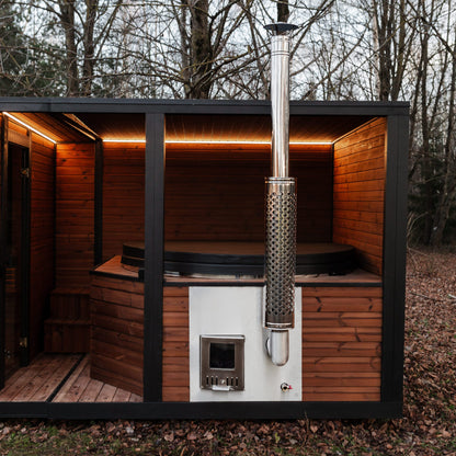 Thermoholz-Außensauna mit integriertem Hot Tub