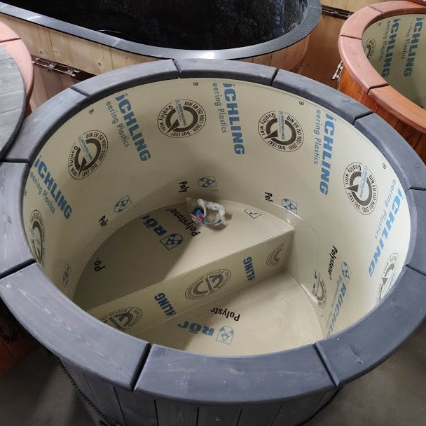 Premium round cold plunge bath tub for athletes and fitness users
