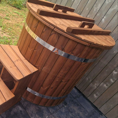 Round cold plunge bath tub for hydrotherapy and recovery