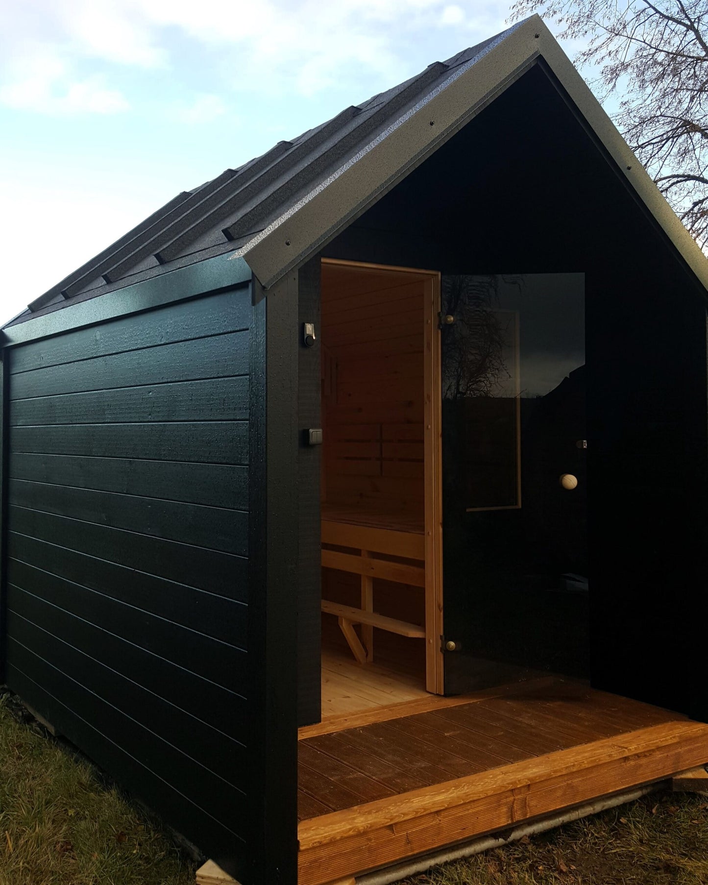 TRADITIONAL sauna