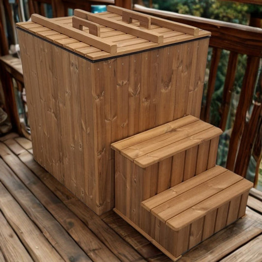 Cold water bath with thermowood finish