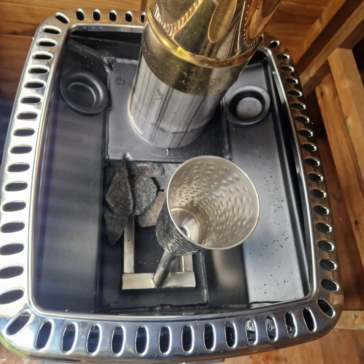 High quality outdoor sauna stove steamer for home, spa, and traditional sauna use
